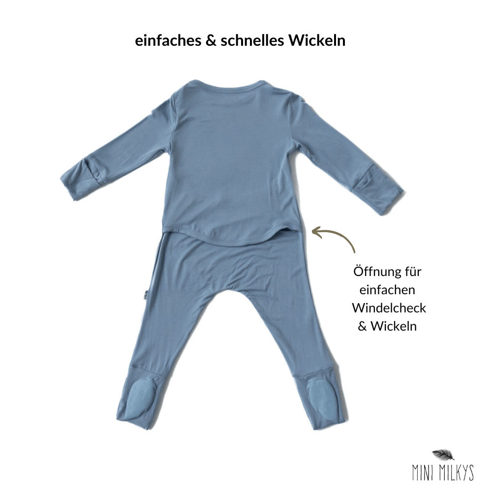 Mitwachsender Baby-Strampler aus weicher Bio Bambus Viskose, ohne Verschlüsse für einfaches Wickeln, ideal zum Spielen und Schlafen.